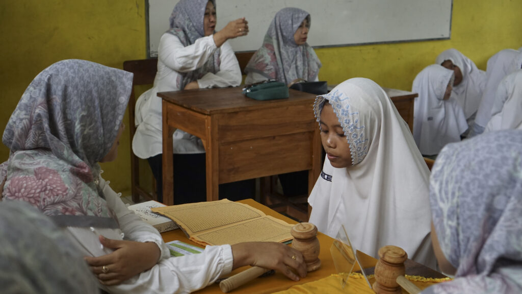 Testing Kitab & Al-Qur'an